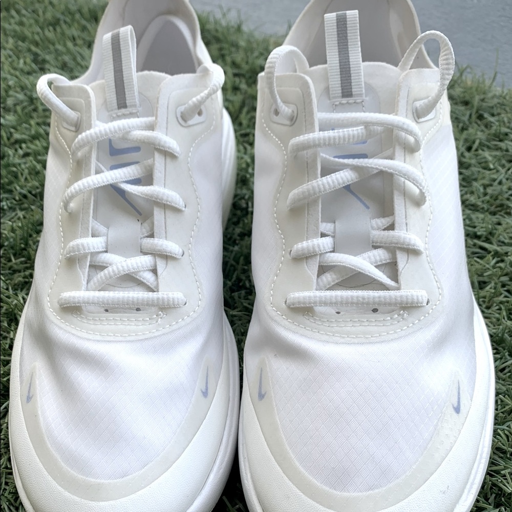 Very Cute Nike Air Max Dia Summit White (Size 7)